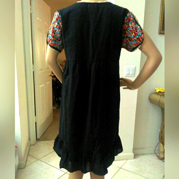 BNWOT THML (ANTHROPOLOGIE) DRESS EMBROIDERY ON TOP BLACK RUFFLE BTTM. SZ. MED - Picture 5 of 8